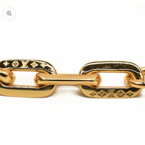 LOUIS VUITTON Lambskin Embossed Monogram Vuittamins Coussin PM Rose Violet - Picture 12 of 15